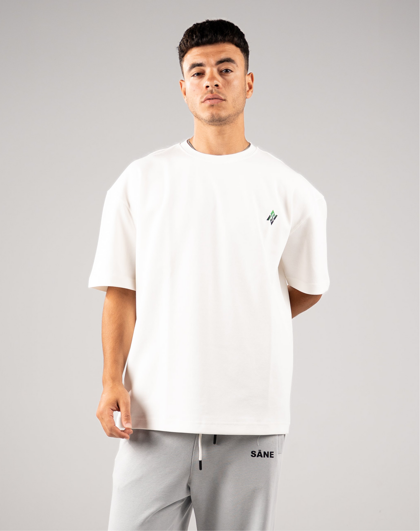 PREMIUM WHITE SĀNE OVERSIZE T-SHIRT