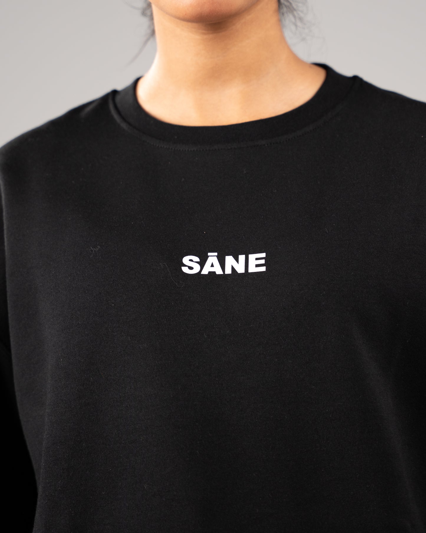 PREMIUM BLACK SĀNE OVERSIZE T-SHIRT